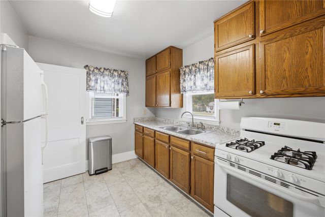 2613 53rd Street, Des Moines, IA 50310