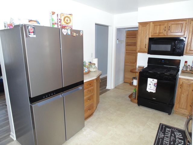 2009 Fairview Avenue, Lake Station, IN 46405