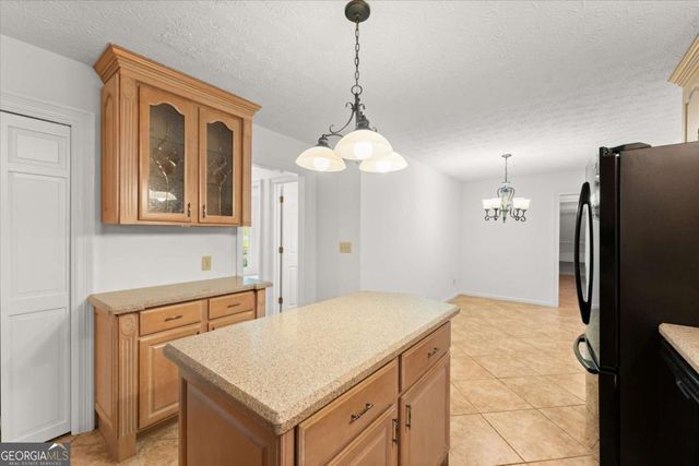 2711 Arbor Summit, Marietta, GA 30066