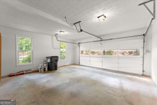 2711 Arbor Summit, Marietta, GA 30066