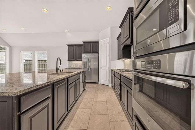 27124 Holtwood Grove Road, Magnolia, TX 77354