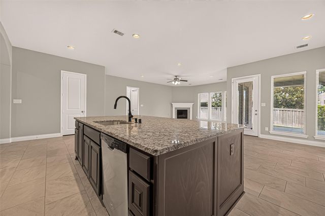 27124 Holtwood Grove Road, Magnolia, TX 77354