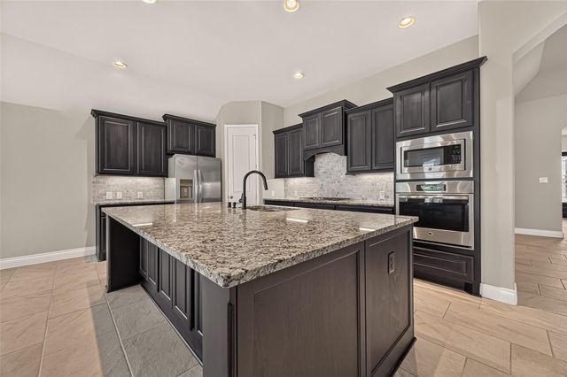 27124 Holtwood Grove Road, Magnolia, TX 77354