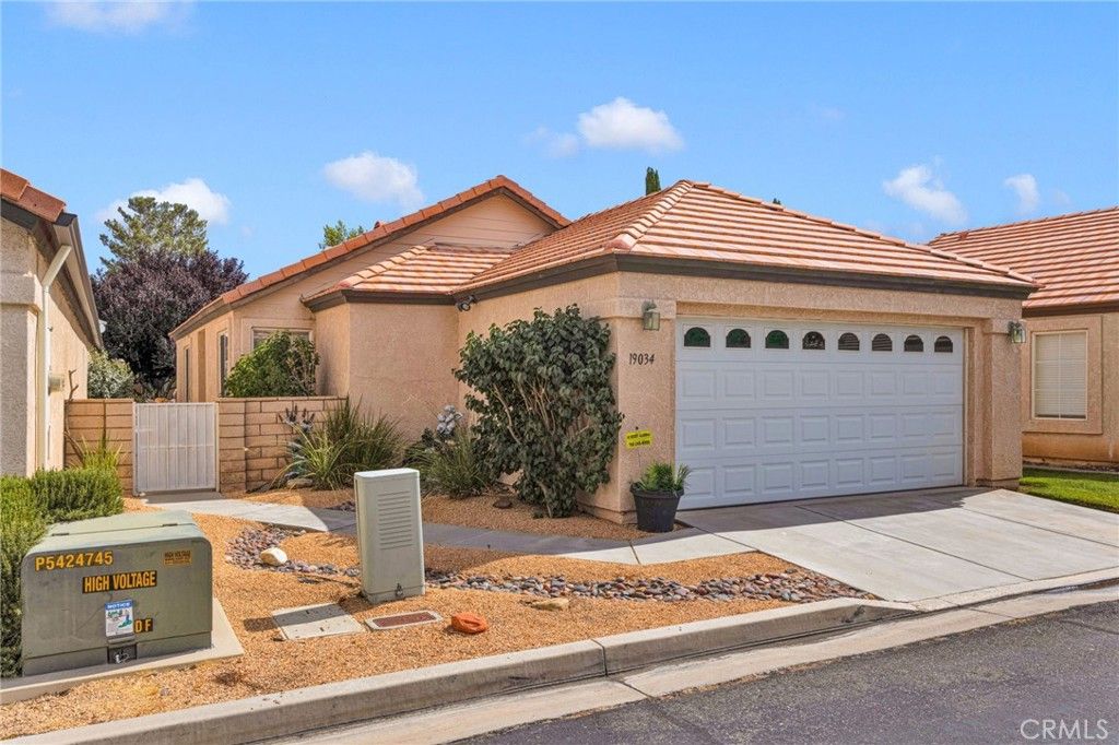 Image 1 of property listing at 19034 Stoddard, Apple Valley, CA 92308