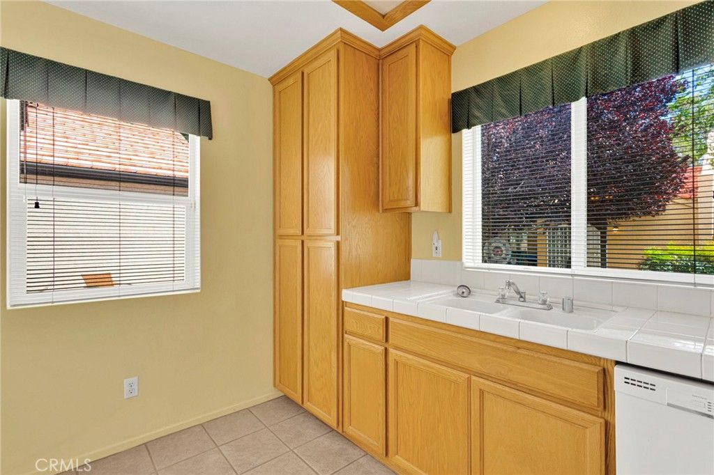 Image 17 of property listing at 19034 Stoddard, Apple Valley, CA 92308