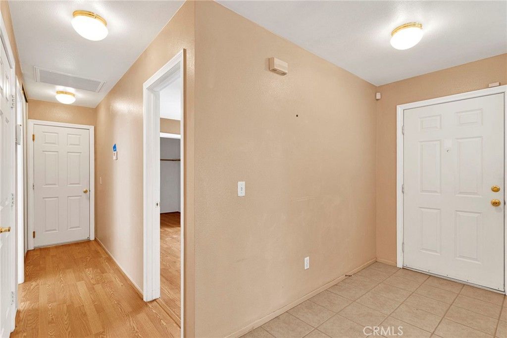 Image 18 of property listing at 19034 Stoddard, Apple Valley, CA 92308