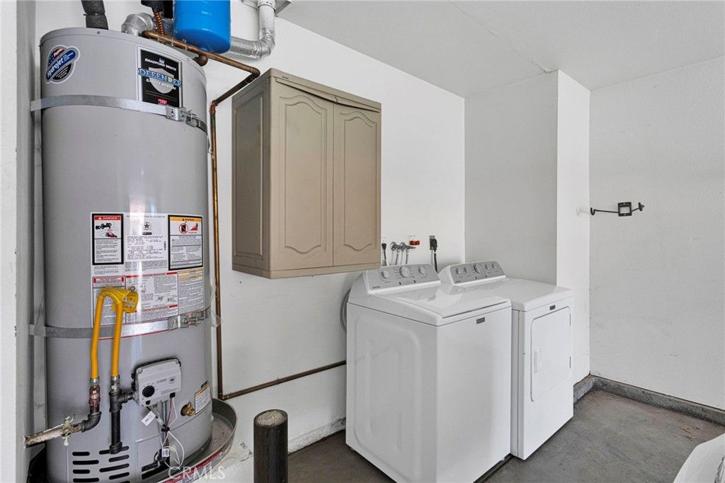 Image 33 of property listing at 19034 Stoddard, Apple Valley, CA 92308