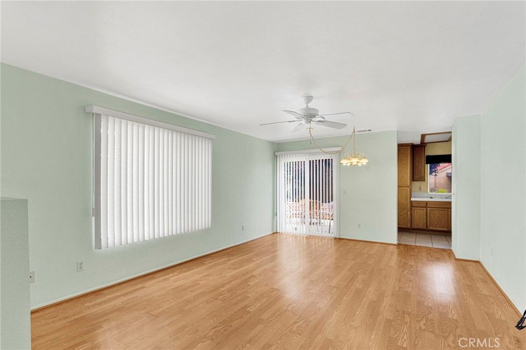 Image 8 of property listing at 19034 Stoddard, Apple Valley, CA 92308