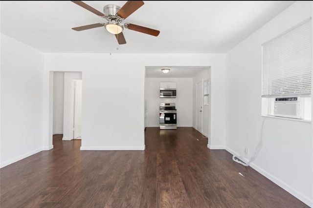 8410 Elrod Street, Houston, TX 77017