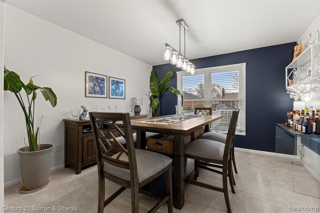 19320 Southampton Drive, Livonia, MI 48152