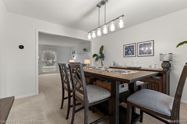 19320 Southampton Drive, Livonia, MI 48152