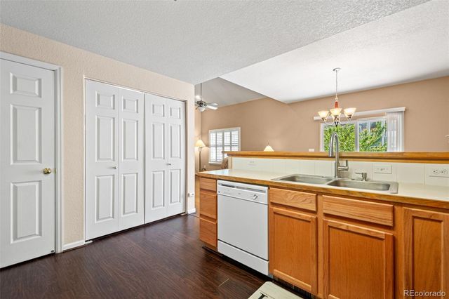 15555 E 40th Avenue 110, Denver, CO 80239