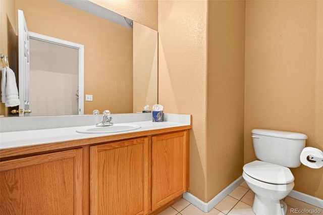 15555 E 40th Avenue 110, Denver, CO 80239