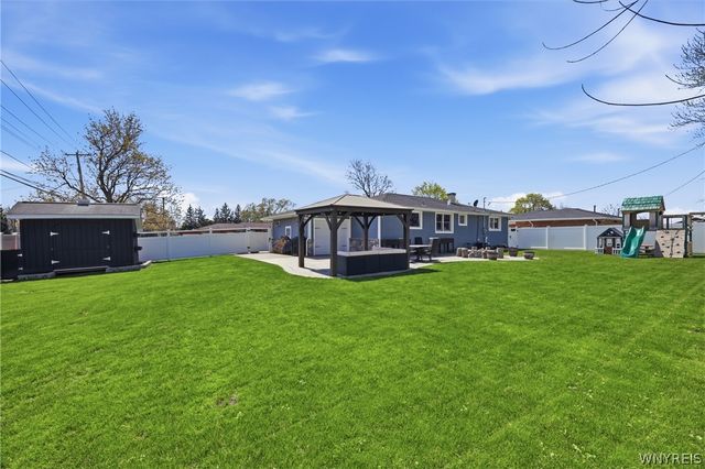 4 Frantzen, Cheektowaga, NY 14227