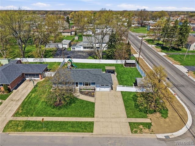 4 Frantzen, Cheektowaga, NY 14227