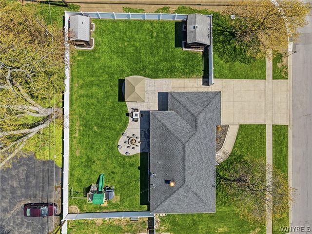 4 Frantzen, Cheektowaga, NY 14227