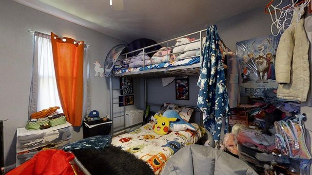 1124 W Cushing Street, Decatur, IL 62526