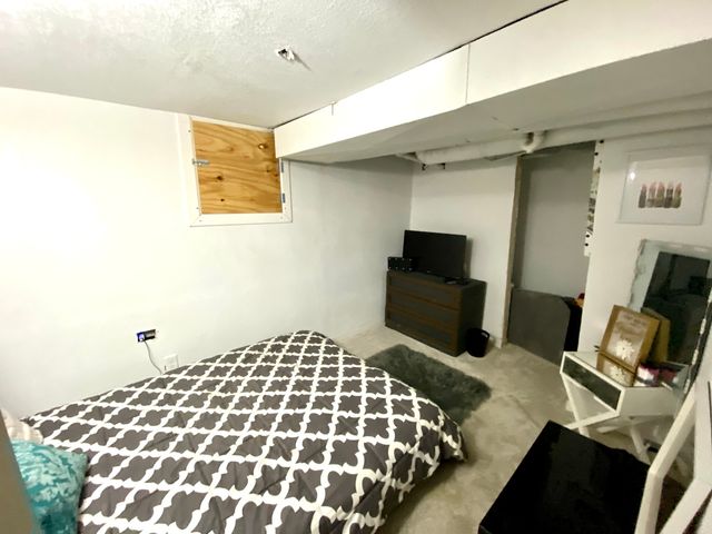 1124 W Cushing Street, Decatur, IL 62526