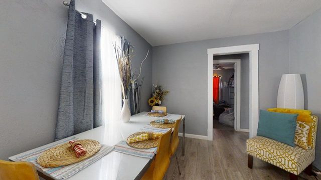 1124 W Cushing Street, Decatur, IL 62526