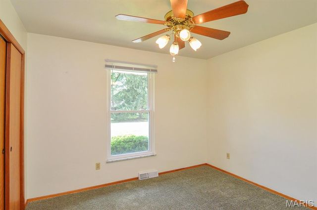 37 Hemlock, Belleville, IL 62221