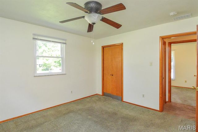 37 Hemlock, Belleville, IL 62221