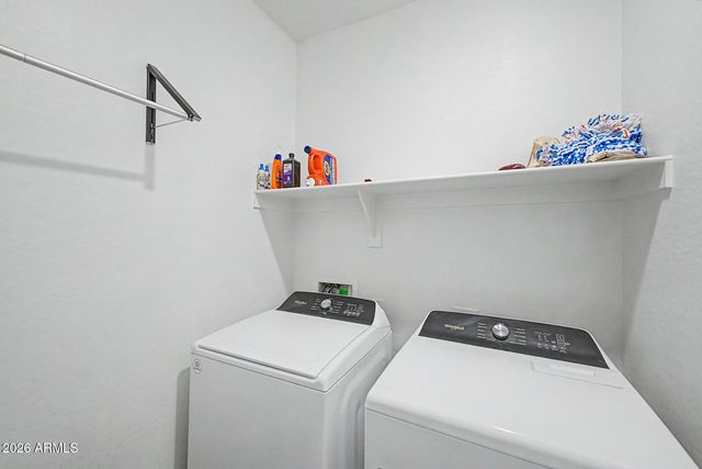 17849 W GAMBIT Trail, Surprise, AZ 85387