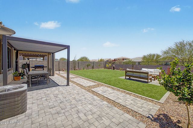 17849 W GAMBIT Trail, Surprise, AZ 85387