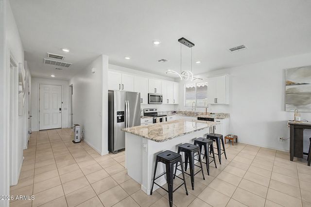 17849 W GAMBIT Trail, Surprise, AZ 85387