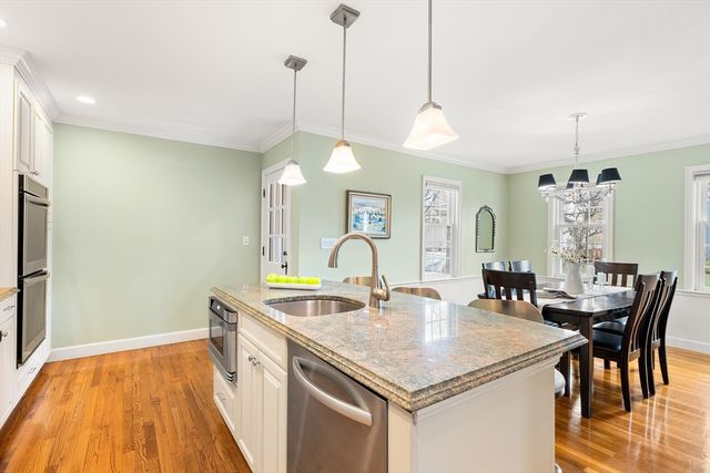 5 Putnam Rd, Arlington, MA 02474