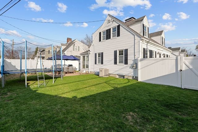5 Putnam Rd, Arlington, MA 02474