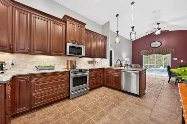 10223 DEAN POINT PLACE, Orlando, FL 32825