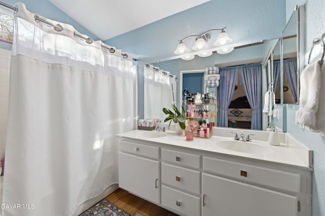 37121 Golden Oak Drive, Palmdale, CA 93552