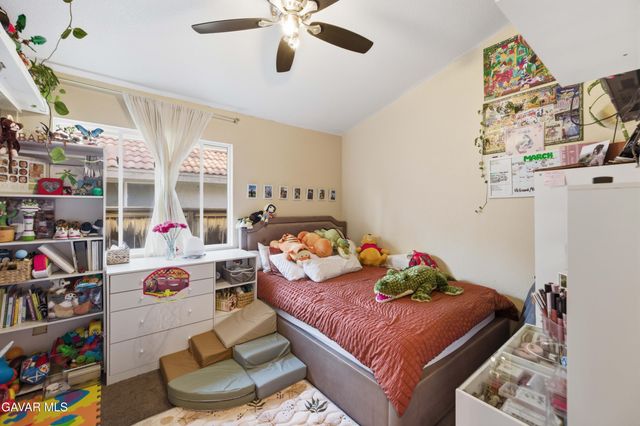 37121 Golden Oak Drive, Palmdale, CA 93552