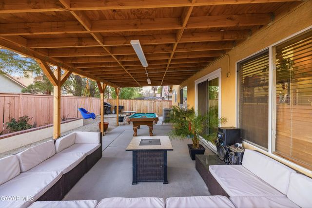 37121 Golden Oak Drive, Palmdale, CA 93552