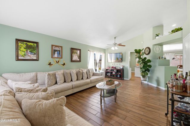 37121 Golden Oak Drive, Palmdale, CA 93552