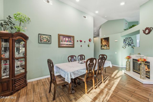 37121 Golden Oak Drive, Palmdale, CA 93552