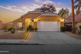 37121 Golden Oak Drive, Palmdale, CA 93552