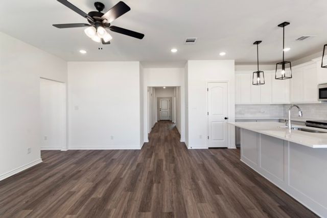 1932 Stubbs Drive, Bryan, TX 77807