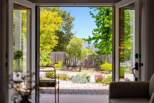 122 Dunn Lane, Scotts Valley, CA 95066