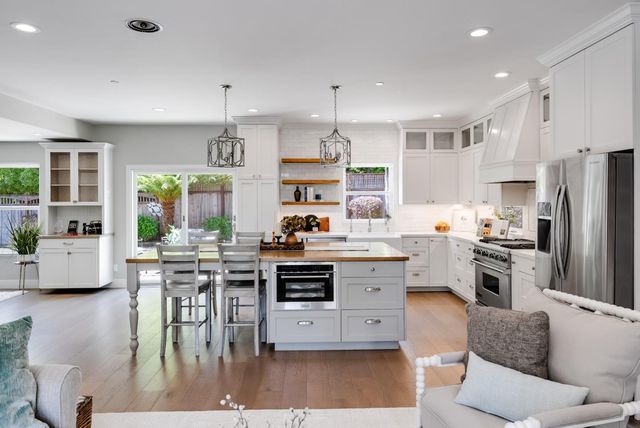 122 Dunn Lane, Scotts Valley, CA 95066