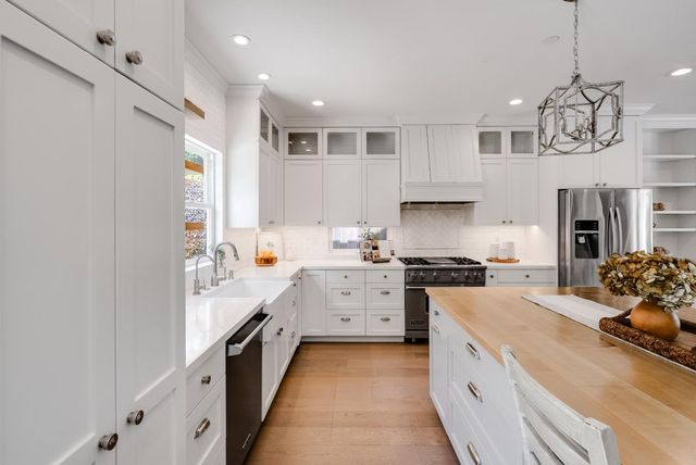122 Dunn Lane, Scotts Valley, CA 95066