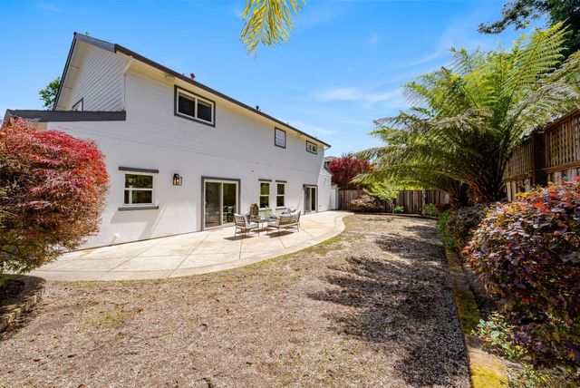 122 Dunn Lane, Scotts Valley, CA 95066