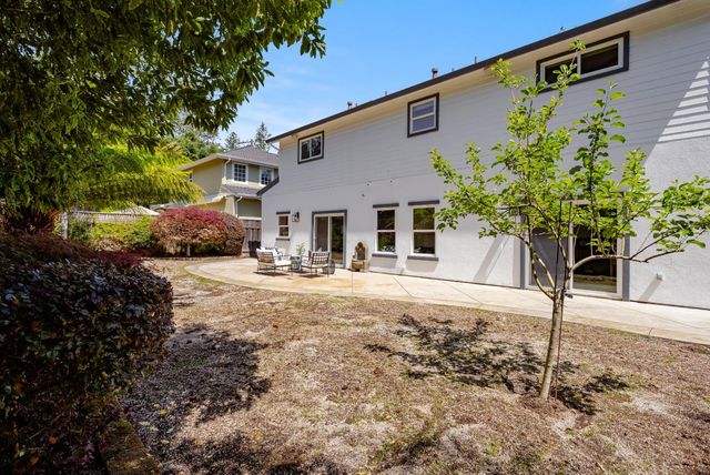 122 Dunn Lane, Scotts Valley, CA 95066