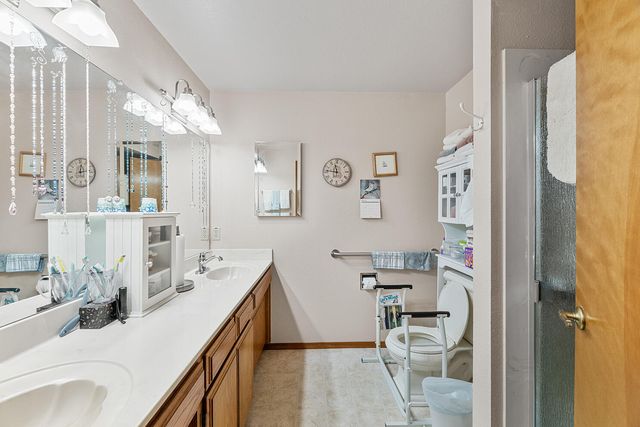 296 Brandon Street, Central Point, OR 97502