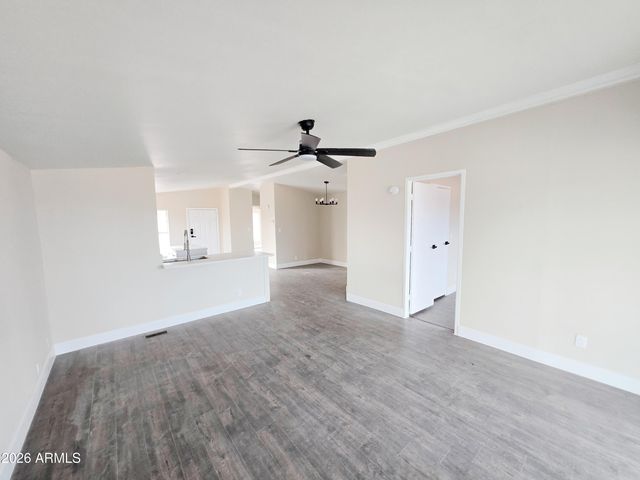 43104 W CATALINA Drive, Tonopah, AZ 85354