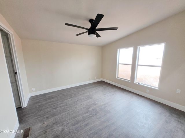 43104 W CATALINA Drive, Tonopah, AZ 85354