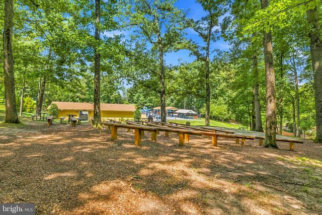 2555 FOX RIDGE CT, Woodbridge, VA 22192