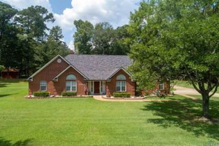 511 Trailridge Cir, Hallsville, TX 75650