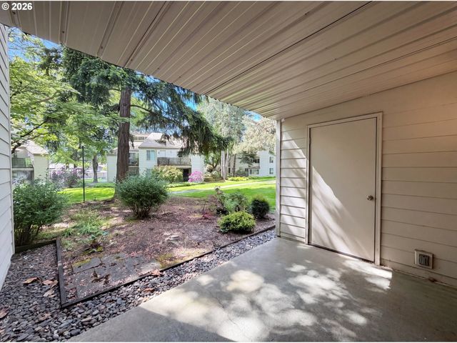 10132 Sw TRAPPER Ter, Beaverton, OR 97008