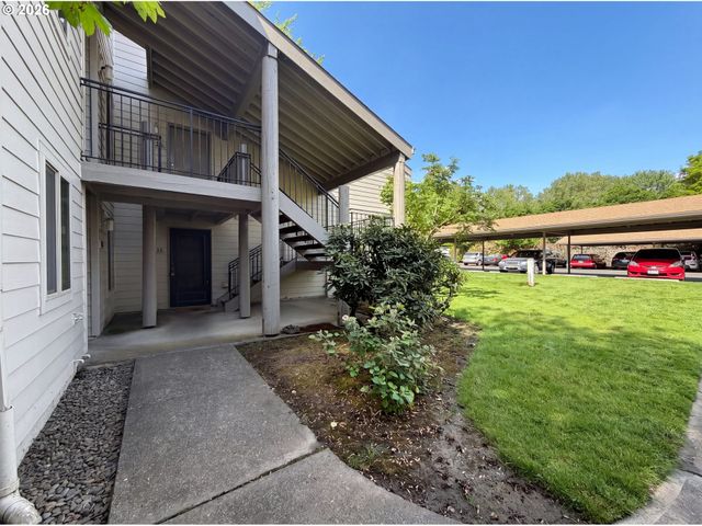 10132 Sw TRAPPER Ter, Beaverton, OR 97008